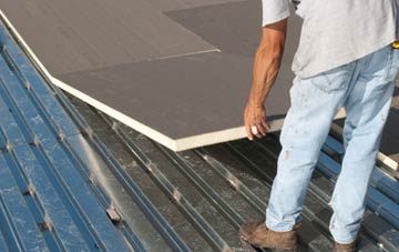 benefits of insulating Flagg flat roofing